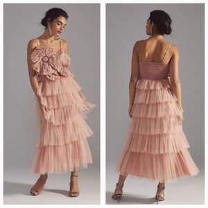 Kavita Bhartia Rosette Tiered Tulle Gown size 2 NWT
